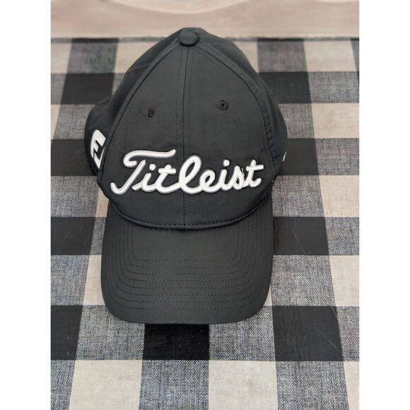 Titleist Other - Titleist PRO V1 FootJoy Hat Black One Size Fits All
